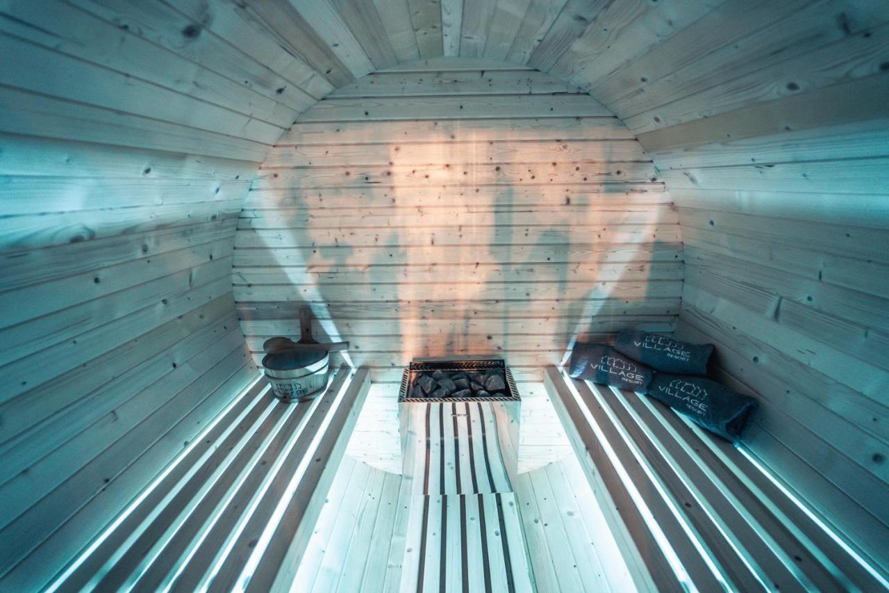 Village Resort Sauna & Jacuzzi & Netflix Tworkowa Exteriör bild