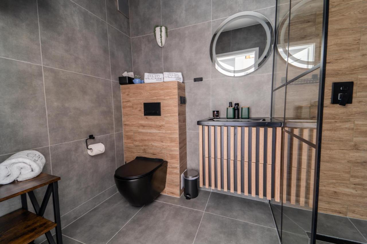 Village Resort Sauna & Jacuzzi & Netflix Tworkowa Exteriör bild