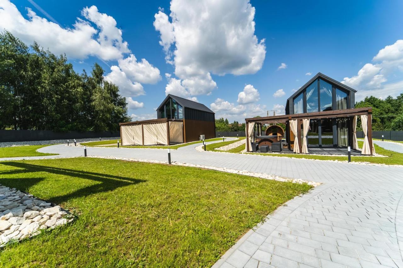 Village Resort Sauna & Jacuzzi & Netflix Tworkowa Exteriör bild