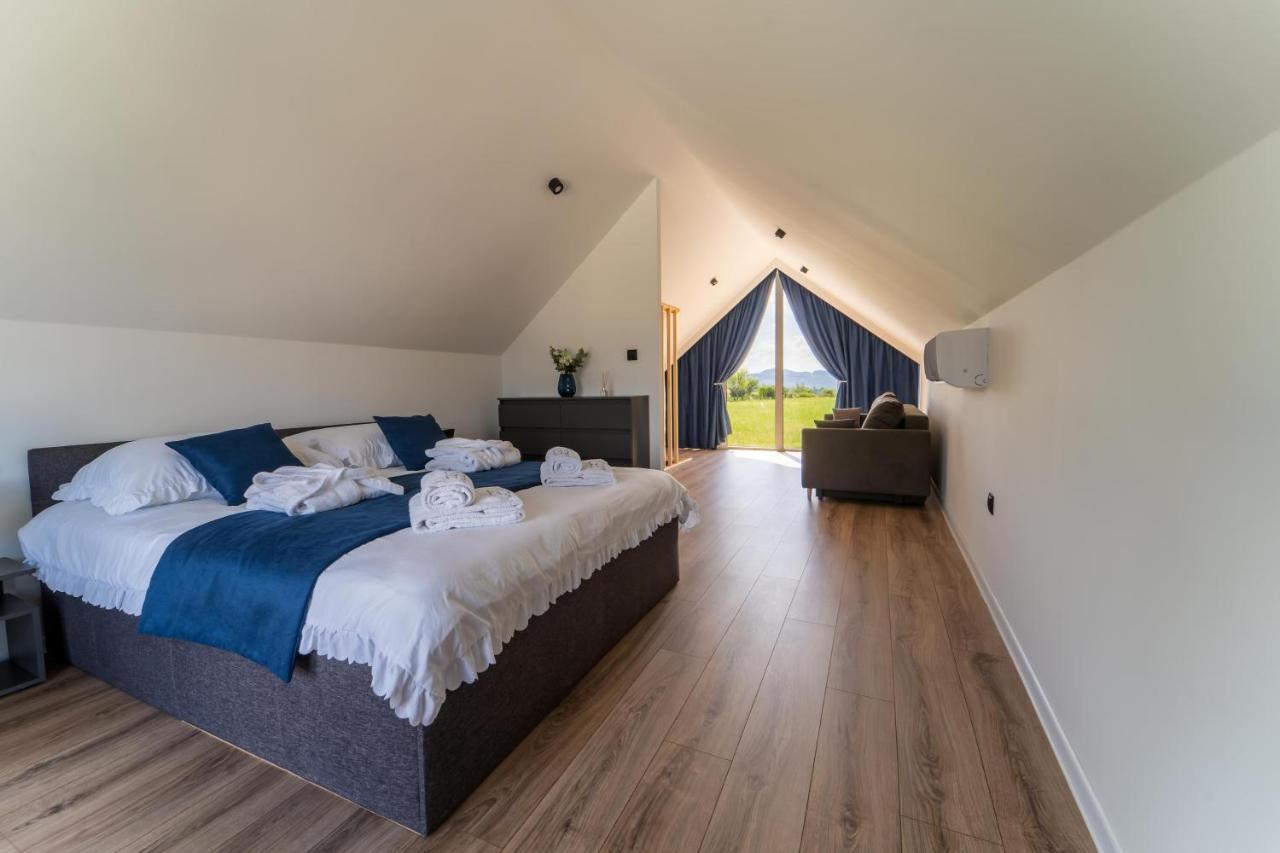 Village Resort Sauna & Jacuzzi & Netflix Tworkowa Exteriör bild