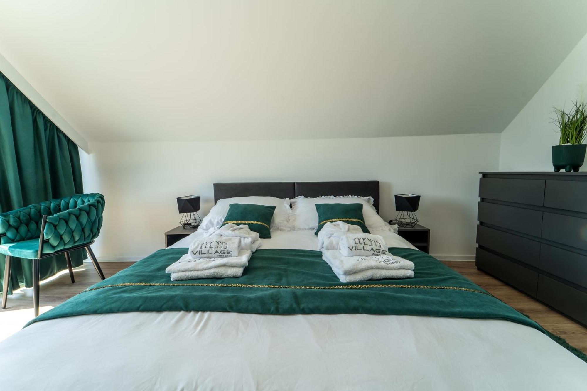 Village Resort Sauna & Jacuzzi & Netflix Tworkowa Rum bild